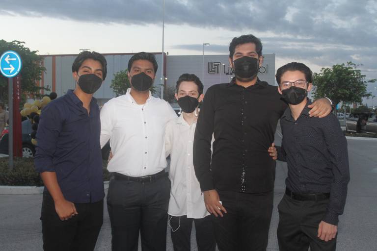 Estudiantes de bachillerato del Tecmilenio cumplen su meta