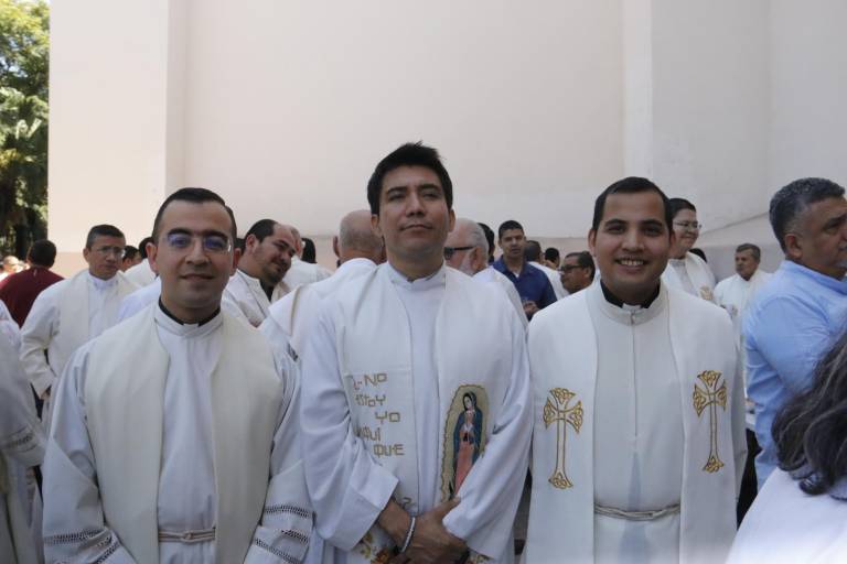 Celebran Sacerdotes de la Diócesis de Culiacán la Misa Crismal