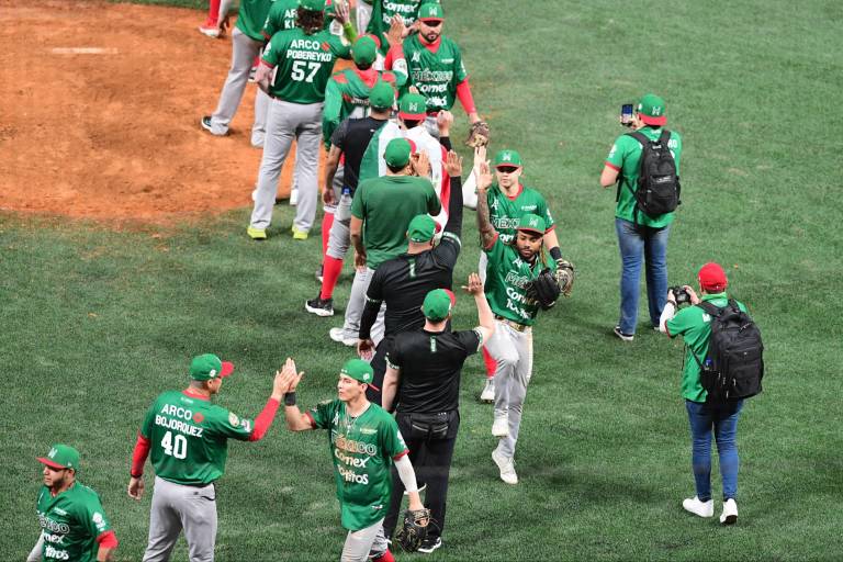 México apalea y blanquea a Venezuela para ‘amarrar’ las semifinales de la Serie del Caribe