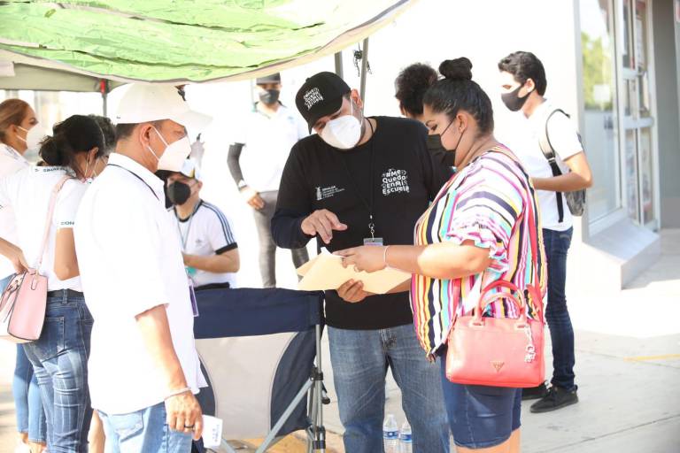 Vacunación contra Covid para docentes en Sinaloa será del 12 al 15 de enero, anuncia SEPyC