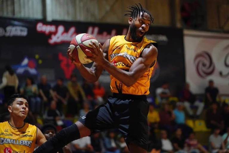 Johnny Hughes portará de nuevo la armadura de Caballeros de Culiacán