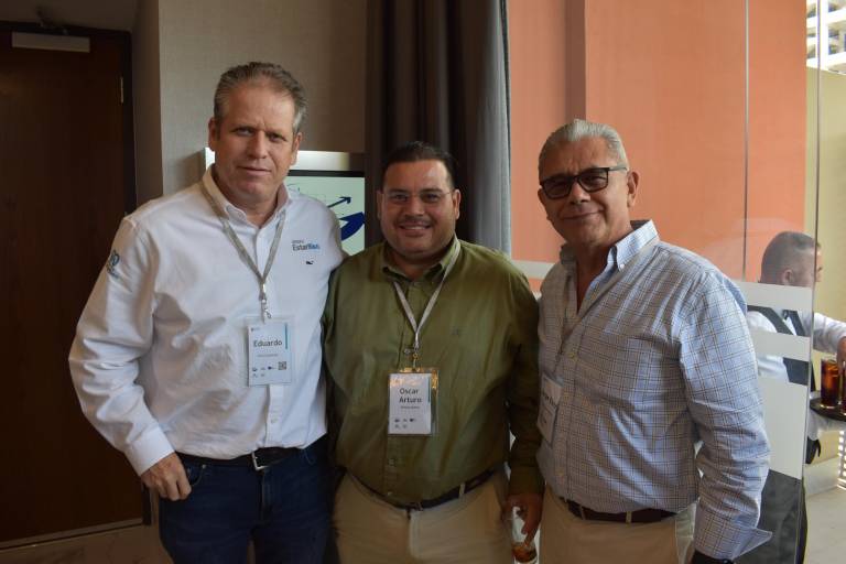 Realiza el IPADE su Encuentro Regional de Egresados, y así fortalecer su comunidad