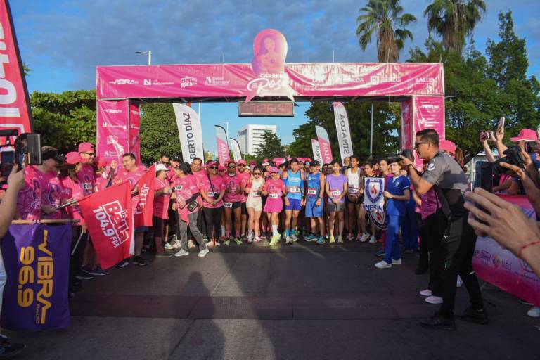 Corren sinaloenses por la salud y la paz en Culiacán