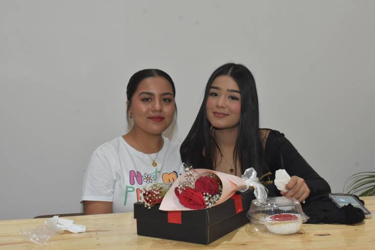 Celebran el mes del amor y la amistad en Yameto Café
