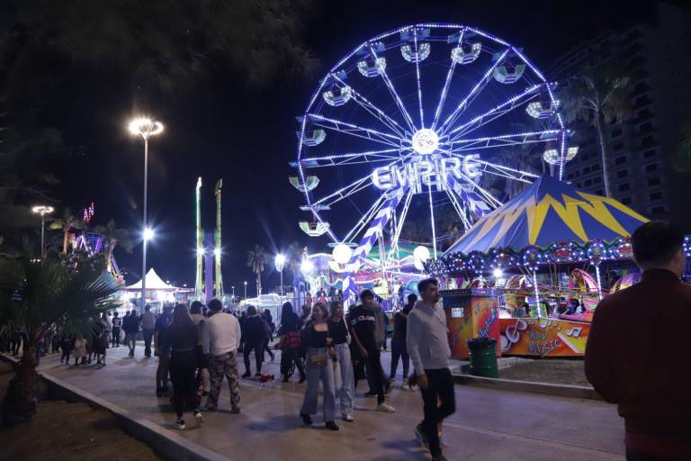 La Villa Navideña, una opción para porteños y visitantes