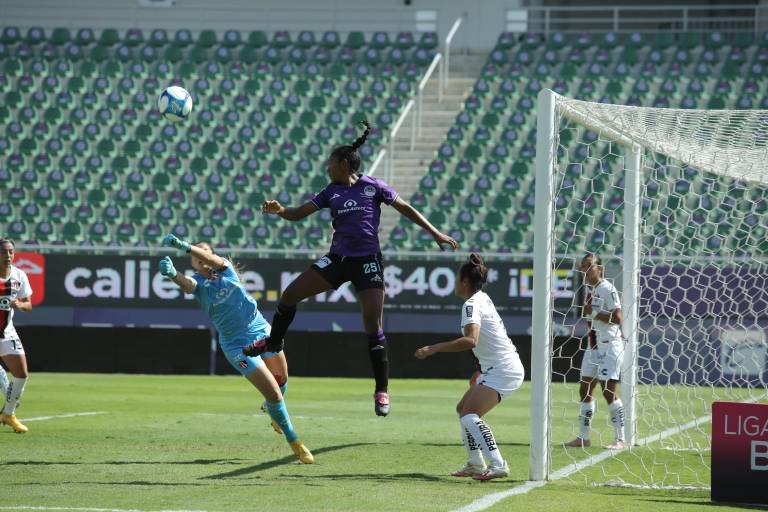 Mazatlán FC Femenil buscará apagar este jueves a las Centellas del Necaxa