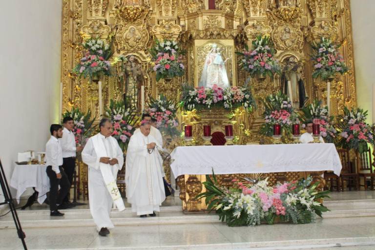 Obispo llama a fieles de la Virgen del Rosario a fomentar el respeto al prójimo