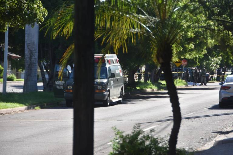 Se oían de más lejos a más fuertes los balazos; primero de pistola, y luego la metralla: vecina de La Campiña