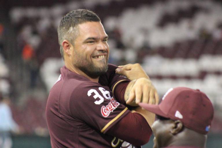 Emociona a ‘Chato’ Vázquez volver con Tomateros