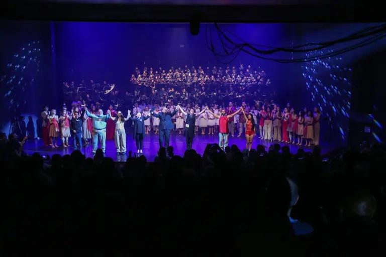 $!Un gran elenco participó en ‘Carmina Burana’.