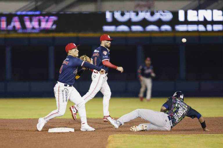 Con fino pitcheo y bateo oportuno, Algodoneros hila tercera victoria