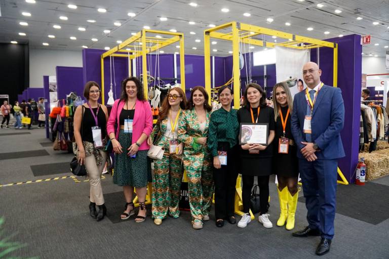 Reconocen a Jehsel Lau como Mejor Expositor Sustentable