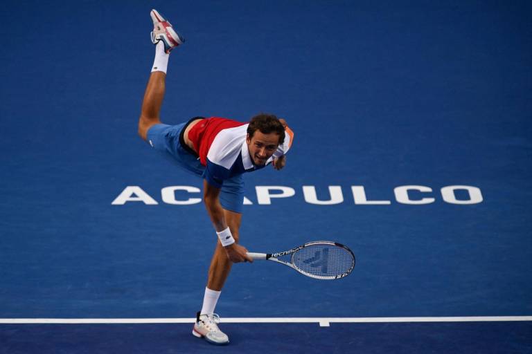 Daniil Medvedev, próximo número uno del mundo, avanza a semifinales del Abierto Mexicano de Tenis