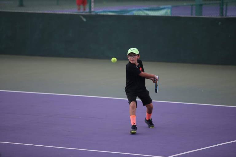 Debutan damas con garra en el Tenis Amstel Ultra