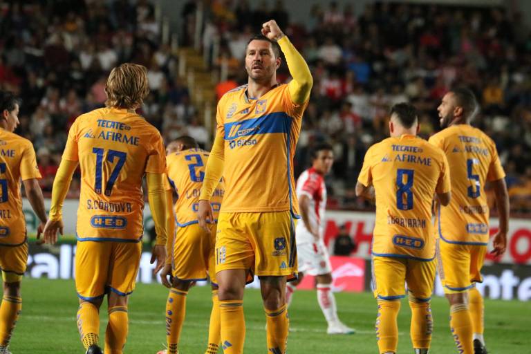 Tigres amarga la fiesta del Necaxa con goleada