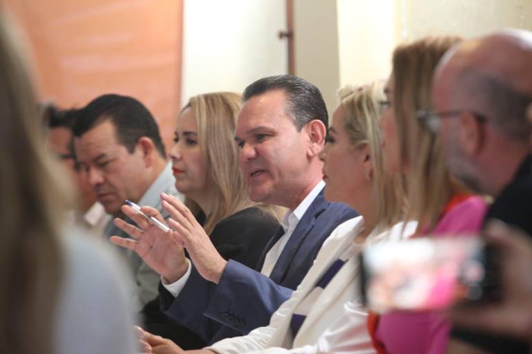 Gente está decidida a defender a instituciones: Sergio Torres