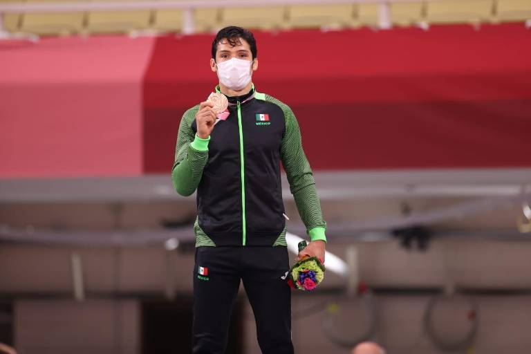 Eduardo Ávila cimbra el Budokan con emotivo bronce paralímpico en judo