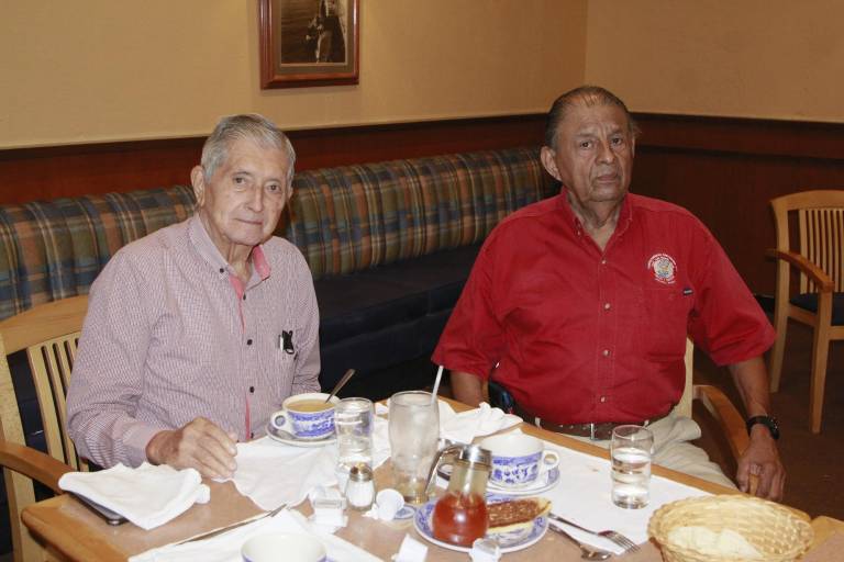 La Confraternidad Prevoriana celebra entre amigos