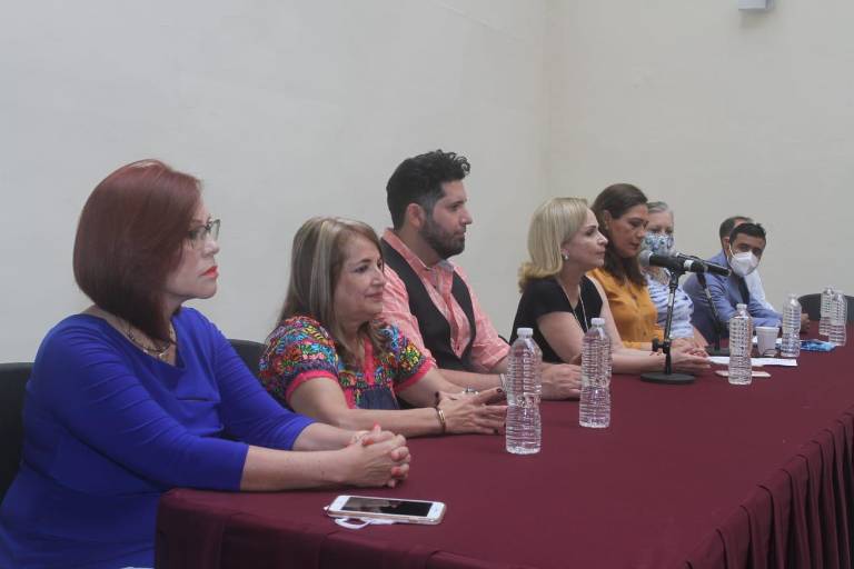 Invitan a la exposición El color de la esperanza