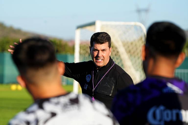 Ismael Rescalvo está contento con la plantilla rumbo al Clausura 2024