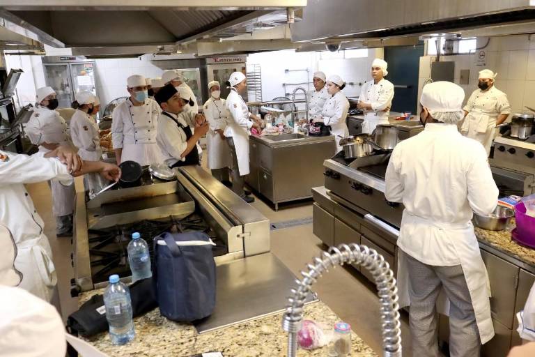 A 10 días de iniciado el proceso de preinscripción, UAS agota el 80% de sus fichas asignadas