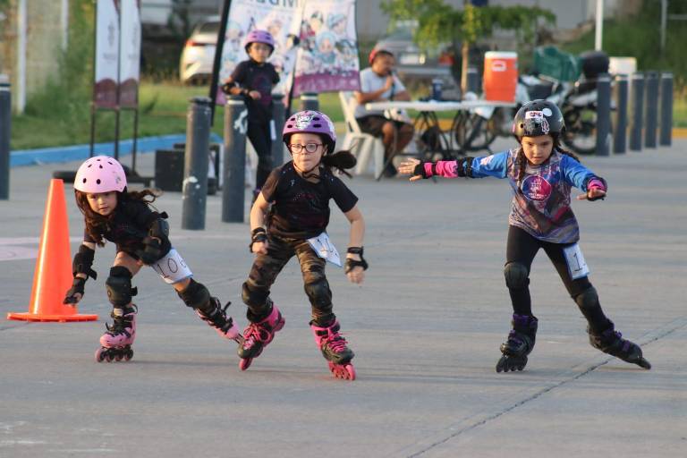 Rompen el viento, en el Circuito de Patinaje Imdem