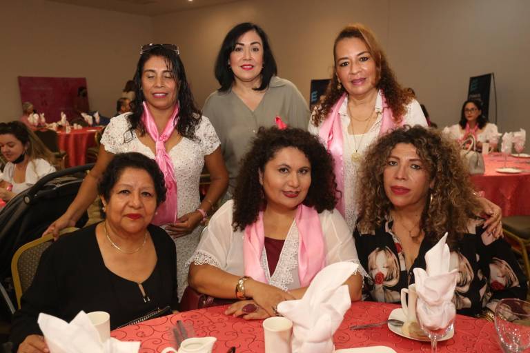 Exhortan a mujeres a checarse contra el cáncer de mama
