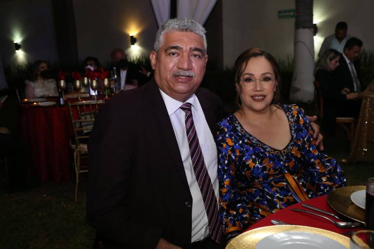 Disfrutan arquitectos su posada