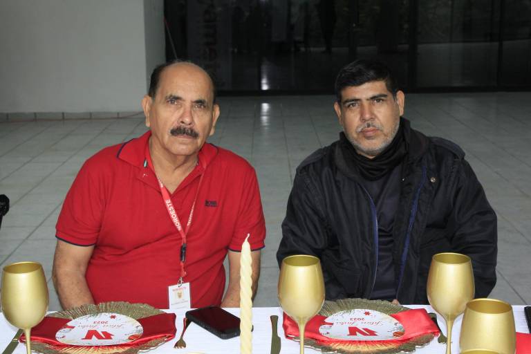 Celebran colaboradores de Noroeste un 2023 pleno de festejos