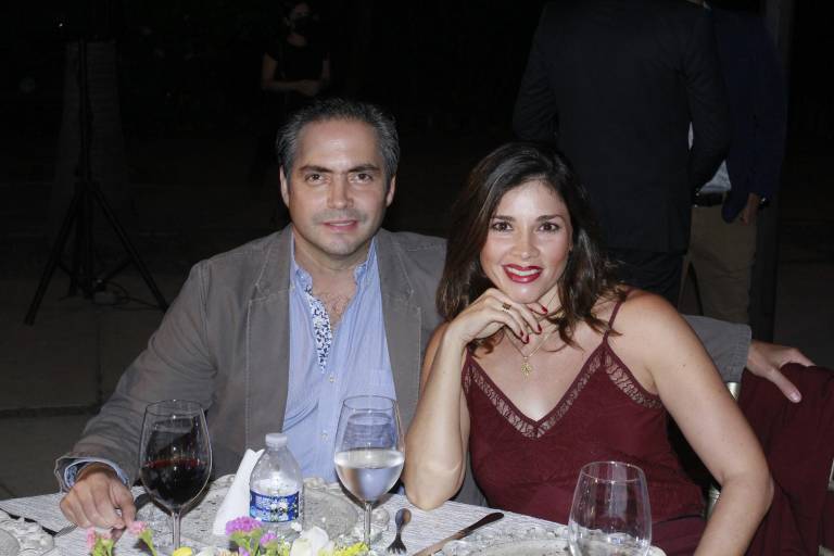 Entregan Premio al Mérito Filantrópico y Valor de Excelencia