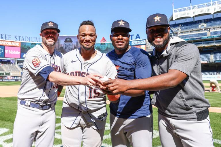 Christian Javier y los Astros le lanzan sin hit a los Yanquis