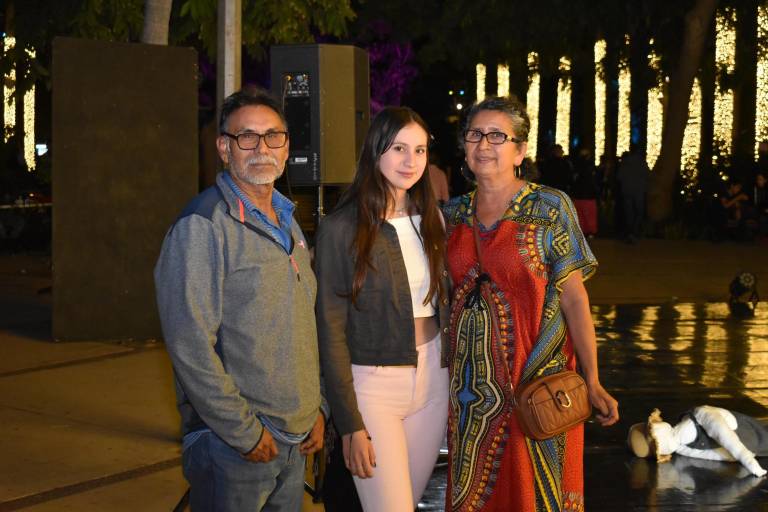 Despiden las noches más brillantes del Jardín Botánico de Culiacán