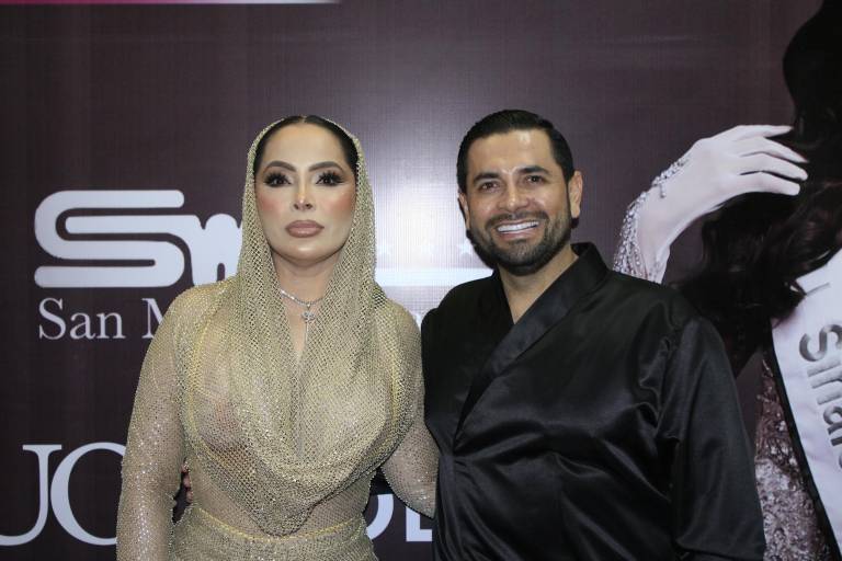 Dan sinaloenses la bienvenida a su nueva soberana Libia Gavica Farriols