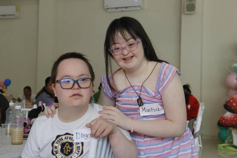 Con rifas, música y regalos Ganac celebra a los niños en su día