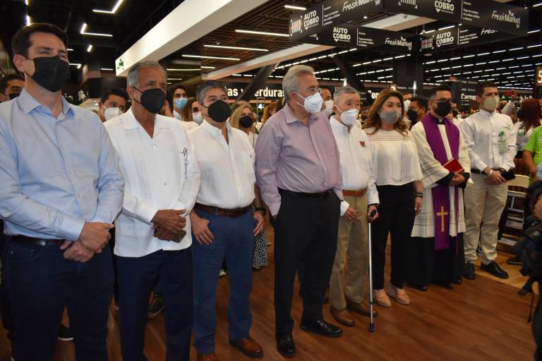 Inauguran Fresh Market en Plaza Ceiba, en Culiacán