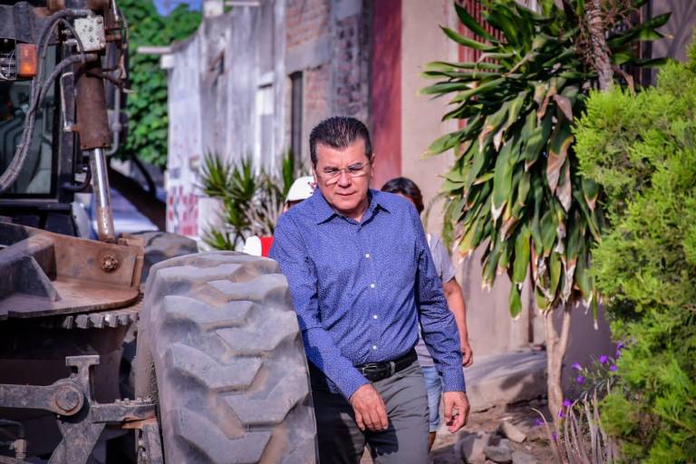 Pedirán renuncia director del rastro por acudir a evento de Marcelo Ebrard en Mazatlán