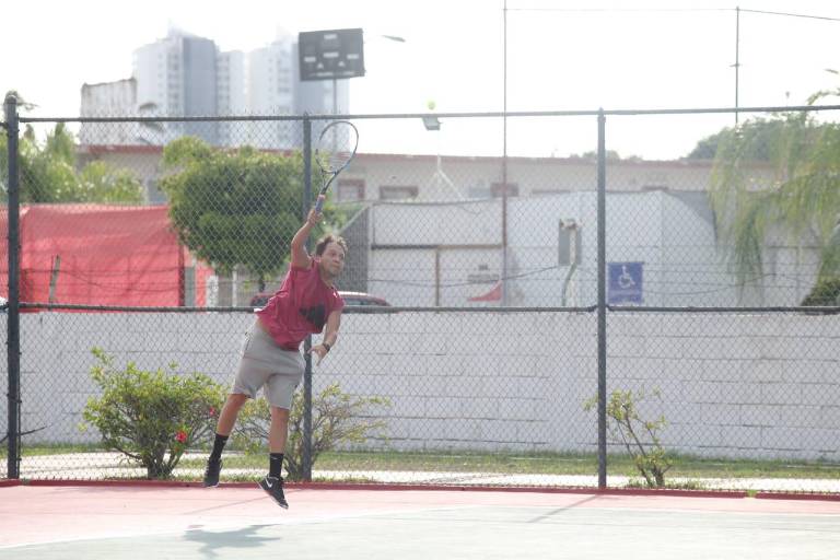 Jornada vibrante en Torneo Qué Padre El Tenis 2021