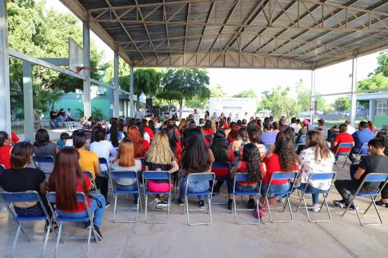 En Villa Juárez, Navolato, inicia clases Universidad Autónoma Indígena de México
