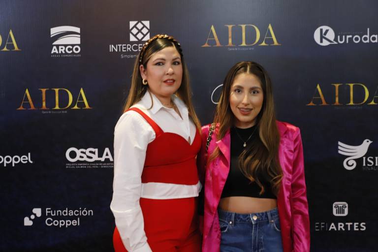 Viven sinaloenses una historia de amor con ‘Aída’