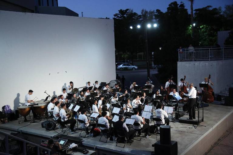 Música de cine y zarzuelas comparte la Banda Sinfónica Juvenil en el Ágora