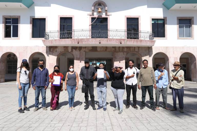Dicen ‘¡no!’ en Mazatlán al corte del ‘Gran Árbol’ del Arroyo Jabalines