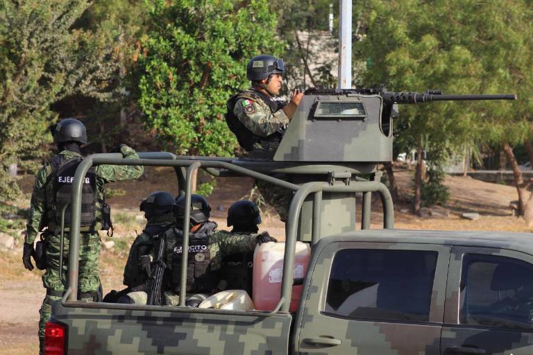 Mujer y menor asesinados en Guasave eran pareja e hijo de hombre abatido el sábado por policías municipales