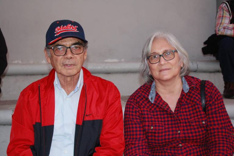 Disfruta el público del concierto en el ágora con la Banda Sinfónica Juvenil