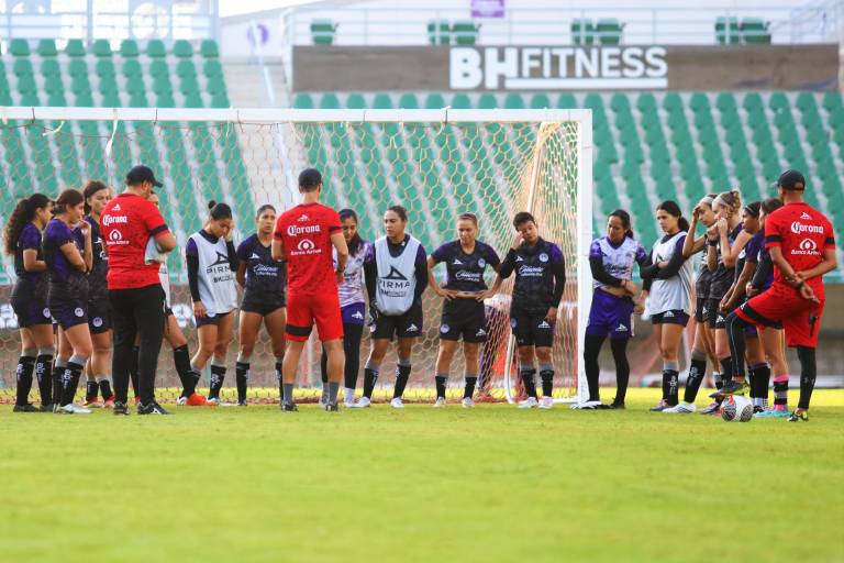 Mazatlán Femenil cierra en Querétaro una campaña muy complicada