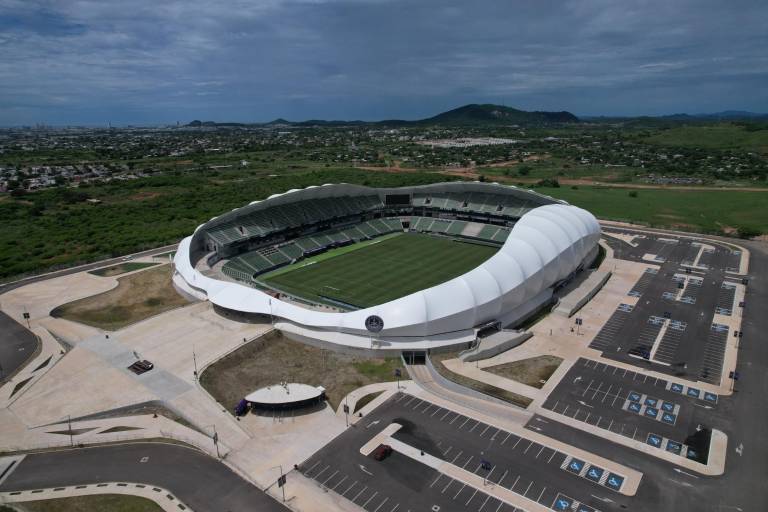 Ante posible llegada de Huracán Orlene, el juego entre Mazatlán Femenil y San Luis se realizará sin público en las gradas