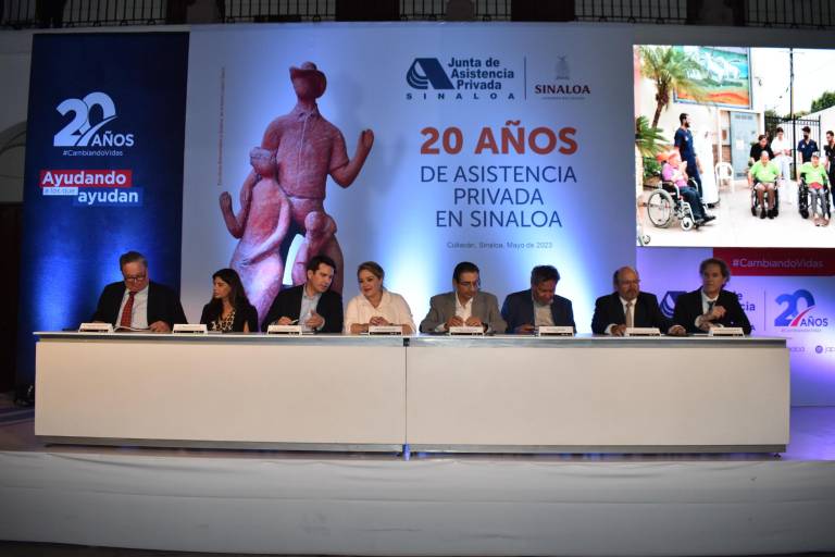 Cumplen dos décadas de ayudar a los que ayudan