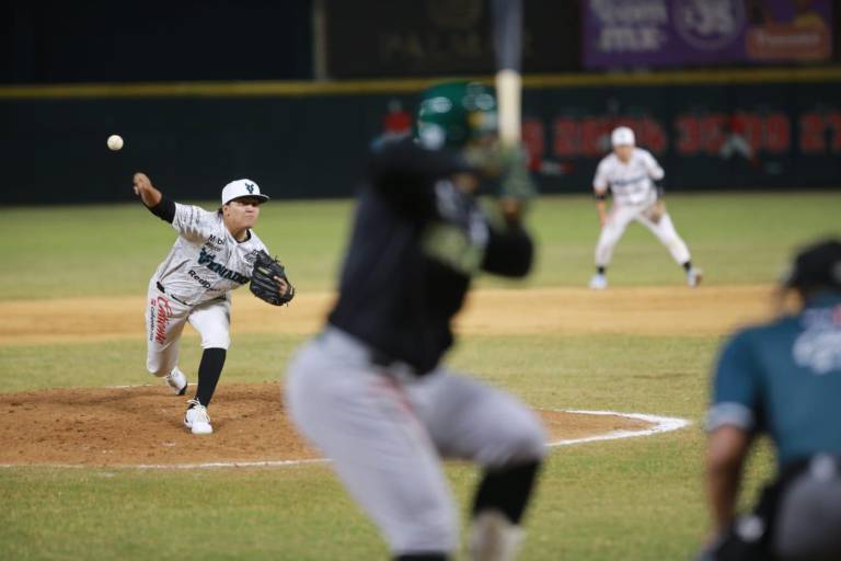 Juan Pablo Téllez, de Venados, figura en lista para Novato del Año