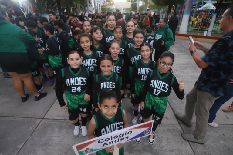 Colorida y alegre inauguración de la Copa ICO 2023