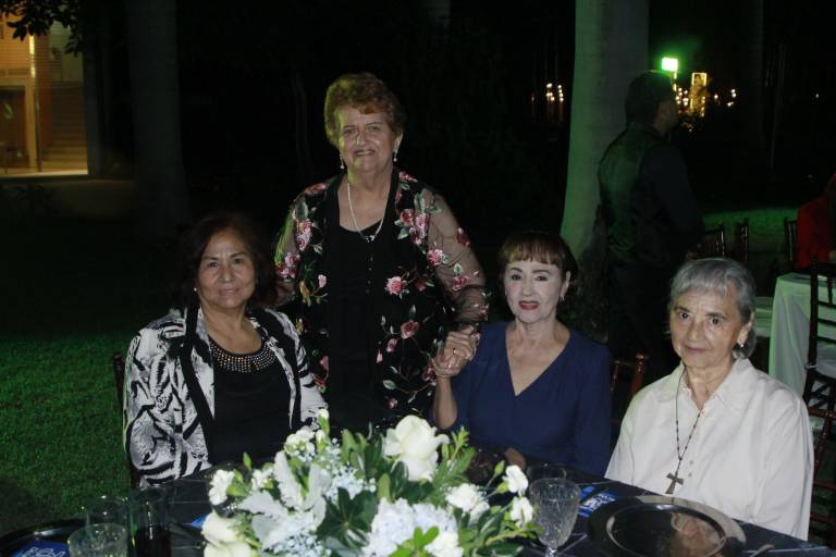 Celebra Colegio del Valle 30 años de su fundación en Culiacán