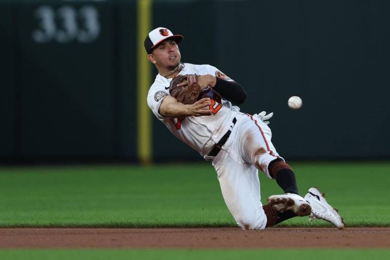 Ramón Urías, nominado al Guante de Oro en la tercera base